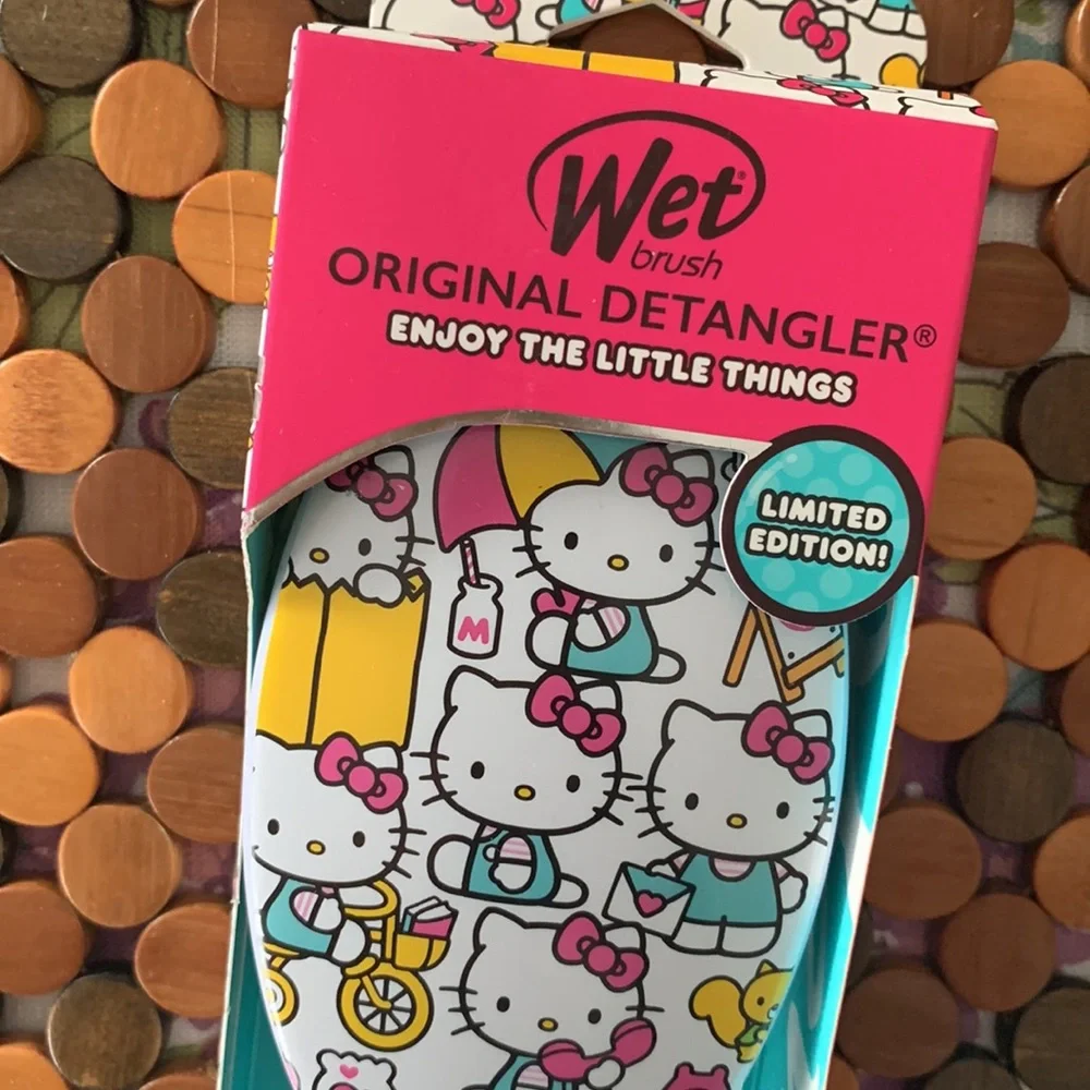 Wet Brush Limited Edition Hello Kitty Original Detangler